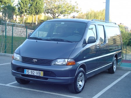 AUTO FUNEBRE TOYOTA
